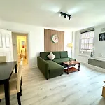 The G Spot - 1 Bedroom Apartment Edgware Road Central London