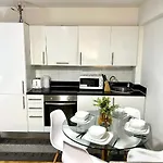 Two Bedroom Apartment Edgware Road