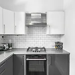 Modern And Cosy Flat In Little Venice
