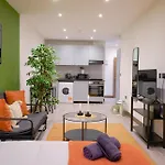 Goldersgreen Apartments By Sleepy