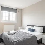 Kennington Apartment E/Apartment