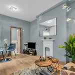 Mysquare One Bed Lower Floor Flat Near Oxford Street