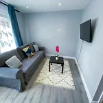 Stylish 1 Bedroom Flat - 5 Guest London- F1