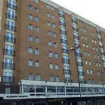 Private Double Bedroom In Hounslow Near Heathrow