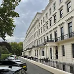 Hyde Park Gardens - 2 Bedroom Apartment