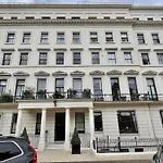 Hyde Park Gardens - 2 Bedroom Apartment