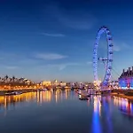 New Central Studio Apartment London 3