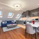 Spacious City London Apartments London Eye, Westminster, Big Ben, Vauxhall Station