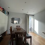 Spacious & Family Friendly 3Bd House - Stratford
