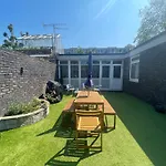 Spacious & Welcoming 4Bd House - Kennington