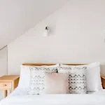 Experience London In Amazing Reconverted Gin House