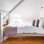 Experience London In Amazing Reconverted Gin House
