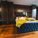 Luxury Studio Flat Victoria Sw1