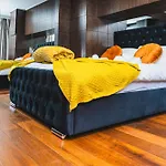 Luxury Studio Flat Victoria Sw1