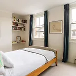 Charming Kentish Town Flat