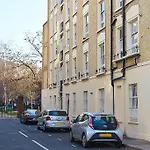 Lovely 2 Bed Apartment In Shoreditch On Quiet Side Street