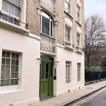 Lovely 2 Bed Apartment In Shoreditch On Quiet Side Street