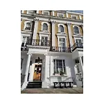 F405-Comfy Studio For 1 Near Hyde Park