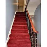 F202-Cosy 2Nd Flr Flat Fits 3 Near Hyde Park