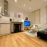 One-Bed Flat In The Heart Of London, Bank Payment Required To The Host Up To 12H After You Have Made A Reservation