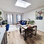 Bright 1-Bed Flat Near Fulham Broadway Station With Free Wifi And Netflix