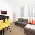 Cozy Apartment In The Heart Of Fulham, London