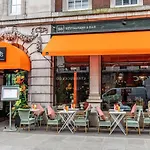 Urban Chic - Chiltern & Baker