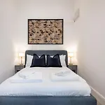 Kensington 1Bd Apt Seconds From Museums