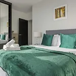 Apartment North Acton-1 By Interhome