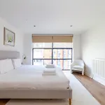 A Stylish Newly Refurbished Flat With City Access