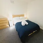 The Flat - 2 Bedroom Apartment