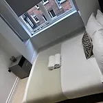 Beautiful 3Bed3Bath Kensington