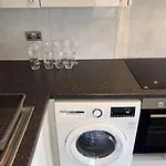 4 Guest Penthouse In Cricklewood Near Tube