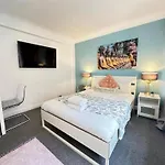 Edgware Road Beautiful Apartment