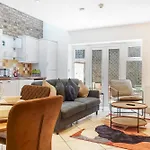 2 Bed Garden Apt Sleeps 6 Short Walk To Old Street