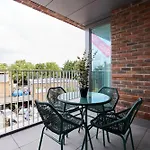The Tottenham Retreat - Homely 2Bdr Flat With Balcony
