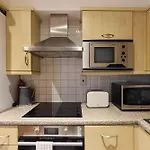 The Kingsland Place - Adorable 2Bdr Flat