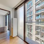 1Bed Flat With City Views - 1Min Walk To Tube Station