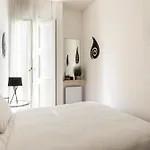 Classic Victorian Flat With Terrace