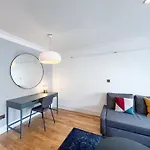 Large And Very Stylish Apartment P1