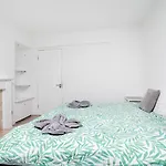 Large 4 Bedroom House With Parking Available