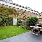 Veeve - Colours Of North London