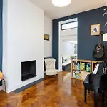 Veeve - Colours Of North London