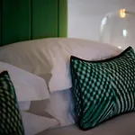 The Lodge Hotel - Putney
