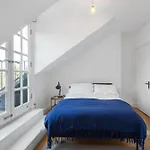 3 Bedroom Magical Hampstead Heath