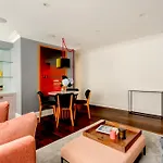 2Bed Kings Road Chelsea Apt, London