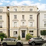 Central Apartment In The Heart Of Notting Hill