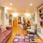 Lavish 2 Bedroom Flat With Roof Garden By Hyde Park
