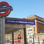 Sunny 1 Bedroom Flat In Central London