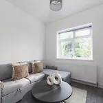 The Cricklewood Apartment